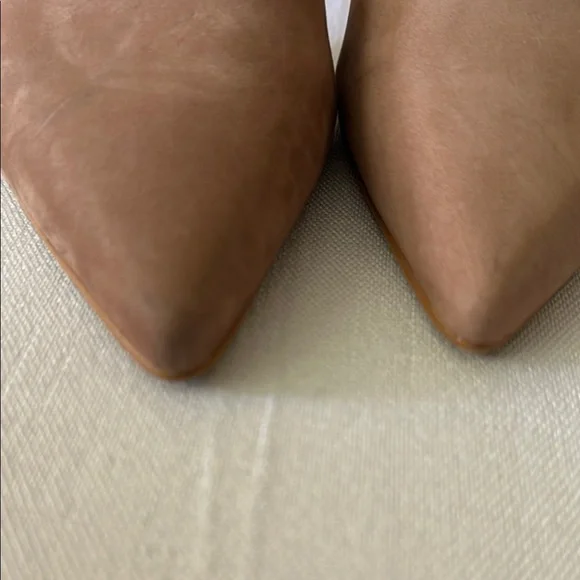 Vince Camuto Women's Blush Heels - Picture 3 of 6